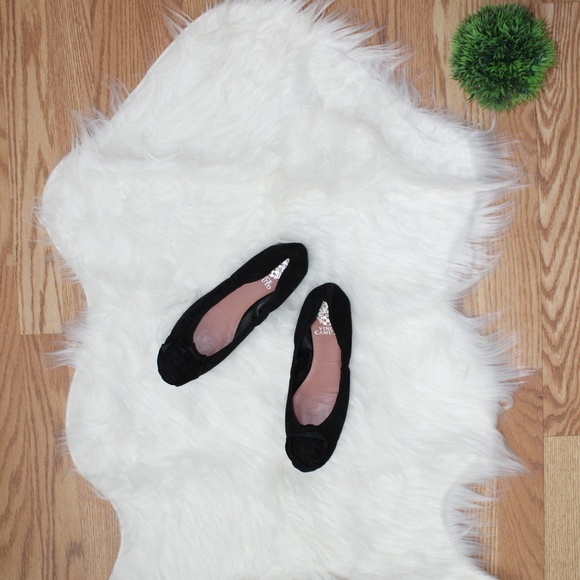 Vince Camuto Black Suede Flower Flats 6.5 NEW